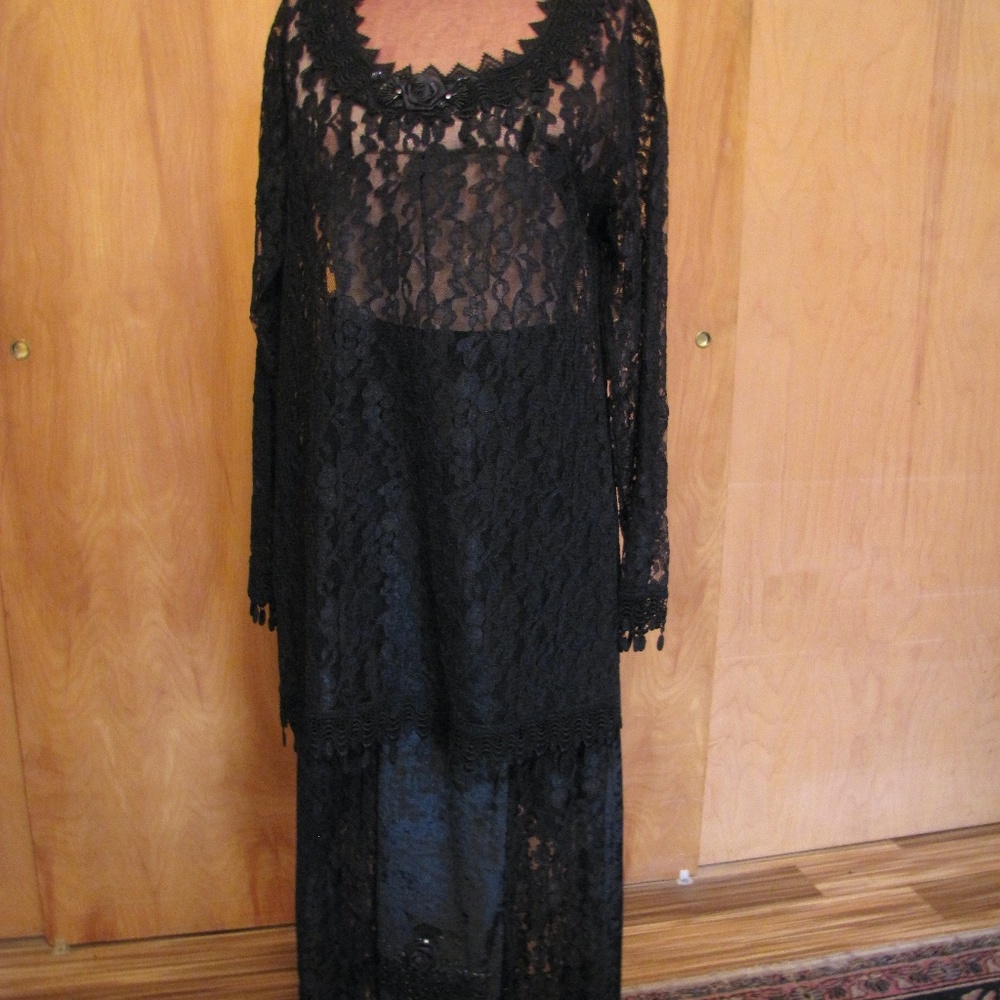Glamorous goth! Black beaded lace & velvet ensemble, Laura Rogers, Medium